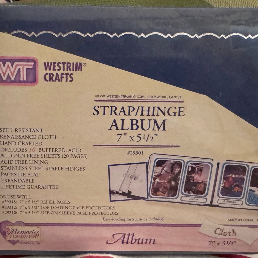 Scrapbook 7 x 5.5”
